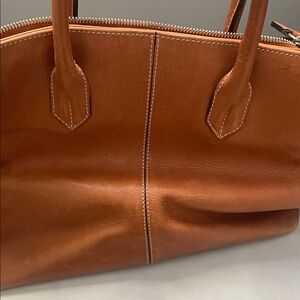 Leather hand Bag in Cognac Brown